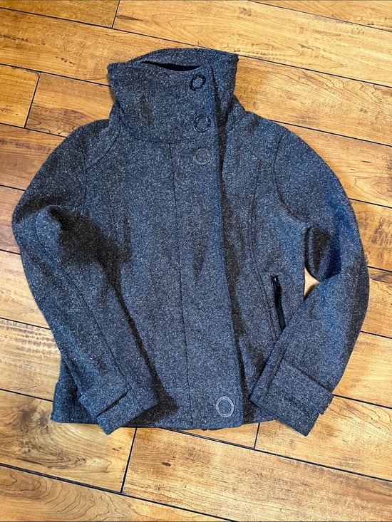 lululemon athletica Jackets & Blazers - Lululemon Audrey Heather Charcoal High-Collar Button Front Jacket